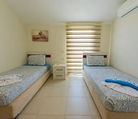 Ponsela Hotel *
